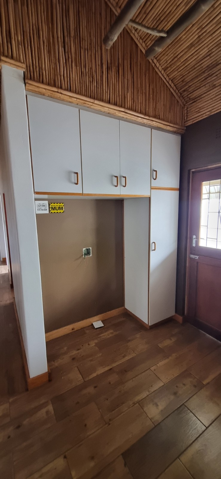 To Let 3 Bedroom Property for Rent in Porterville Western Cape